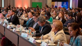 La misión reúne representantes de organismos como la Unión Europea, la OEA, IDEA Internacional, Transparencia Electoral, el Centro Carter y autoridades electorales de distintos países de América y Europa.