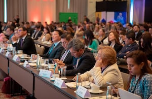 La misión reúne representantes de organismos como la Unión Europea, la OEA, IDEA Internacional, Transparencia Electoral, el Centro Carter y autoridades electorales de distintos países de América y Europa.
