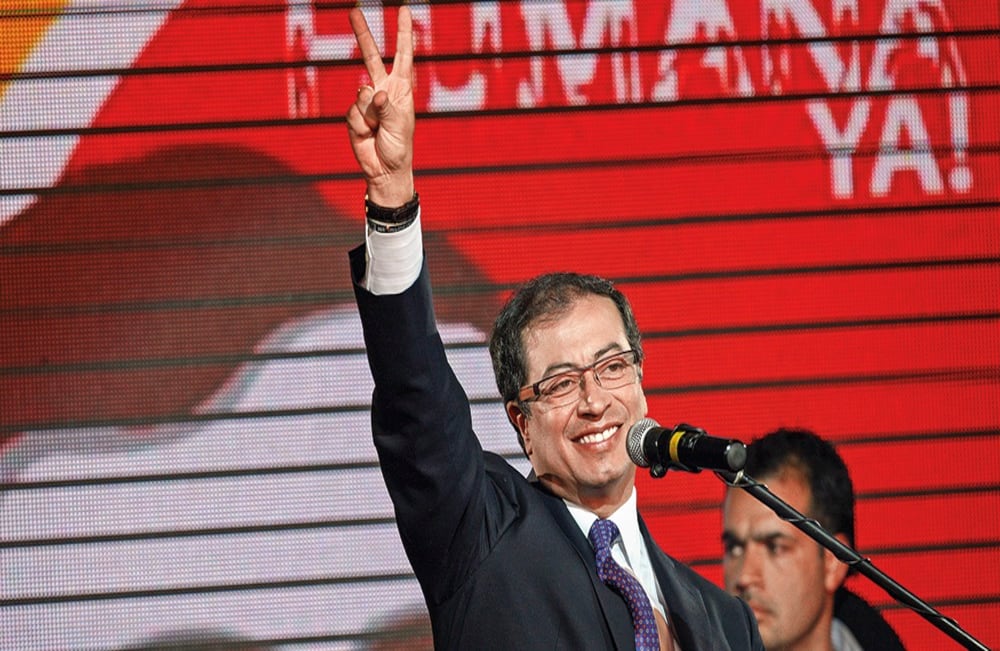 Gustavo Petro (Victoria en la Alcaldía de Bogotá)