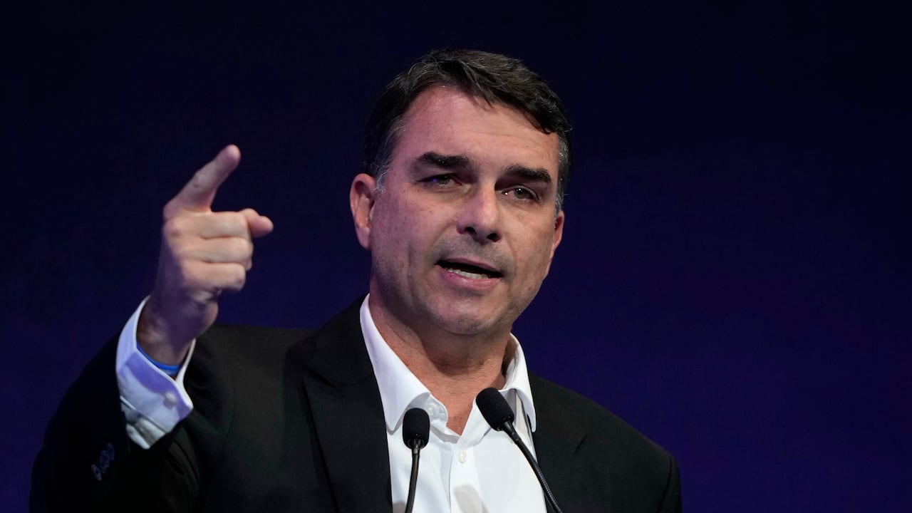 El candidato presidencial Flavio Bolsonaro, del Partido Liberal.