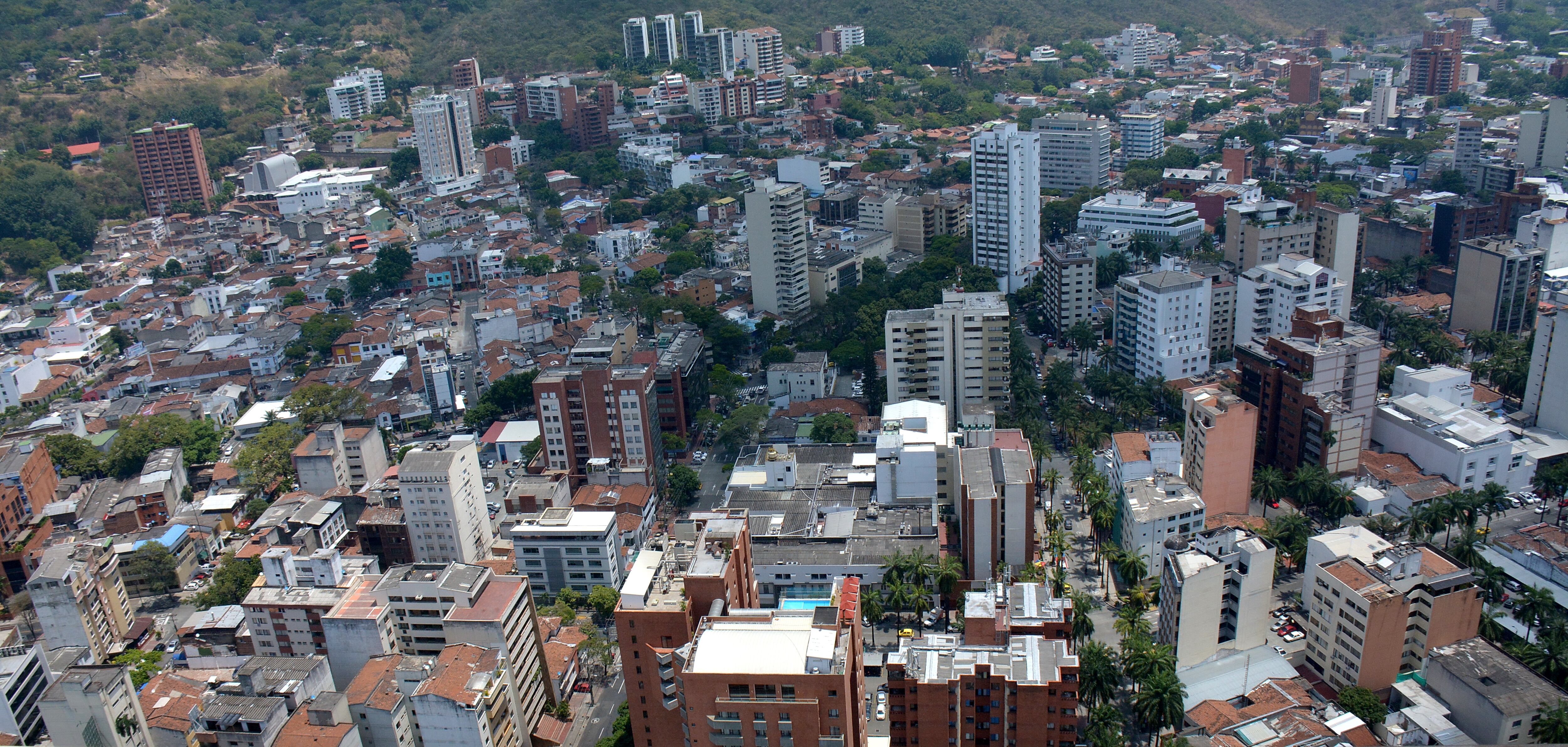Diferentes imágenes del Cali desde el Aire. Fotos Raúl Palacios / El Pais / 15 de Junio del 2023 Cali.
