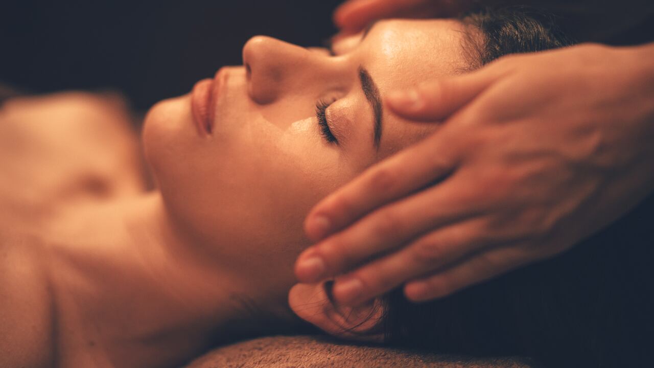 La reconocida terapia energética que le da la vuelta al mundo.