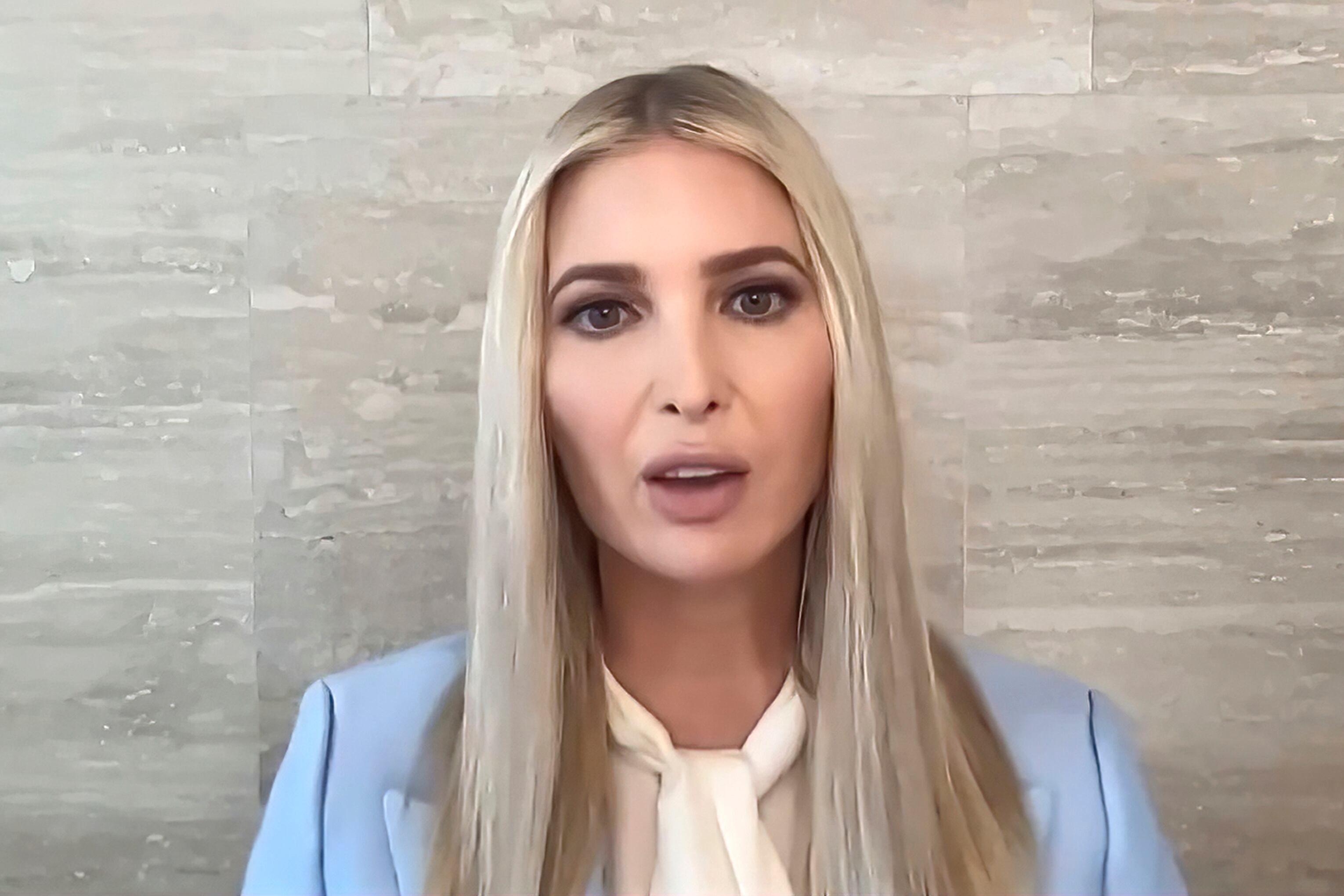 n esta imagen de un video publicado por el Comité Selecto de la Cámara de Representantes, una exhibición muestra a Ivanka Trump, durante una entrevista en video con el comité selecto de la Cámara de Representantes que investiga el ataque del 6 de enero al Capitolio de Estados Unidos en la audiencia del jueves 16 de junio de 2022