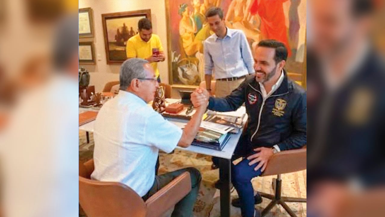 Luis Felipe Yagüe junto a Abelardo De La Espriella.