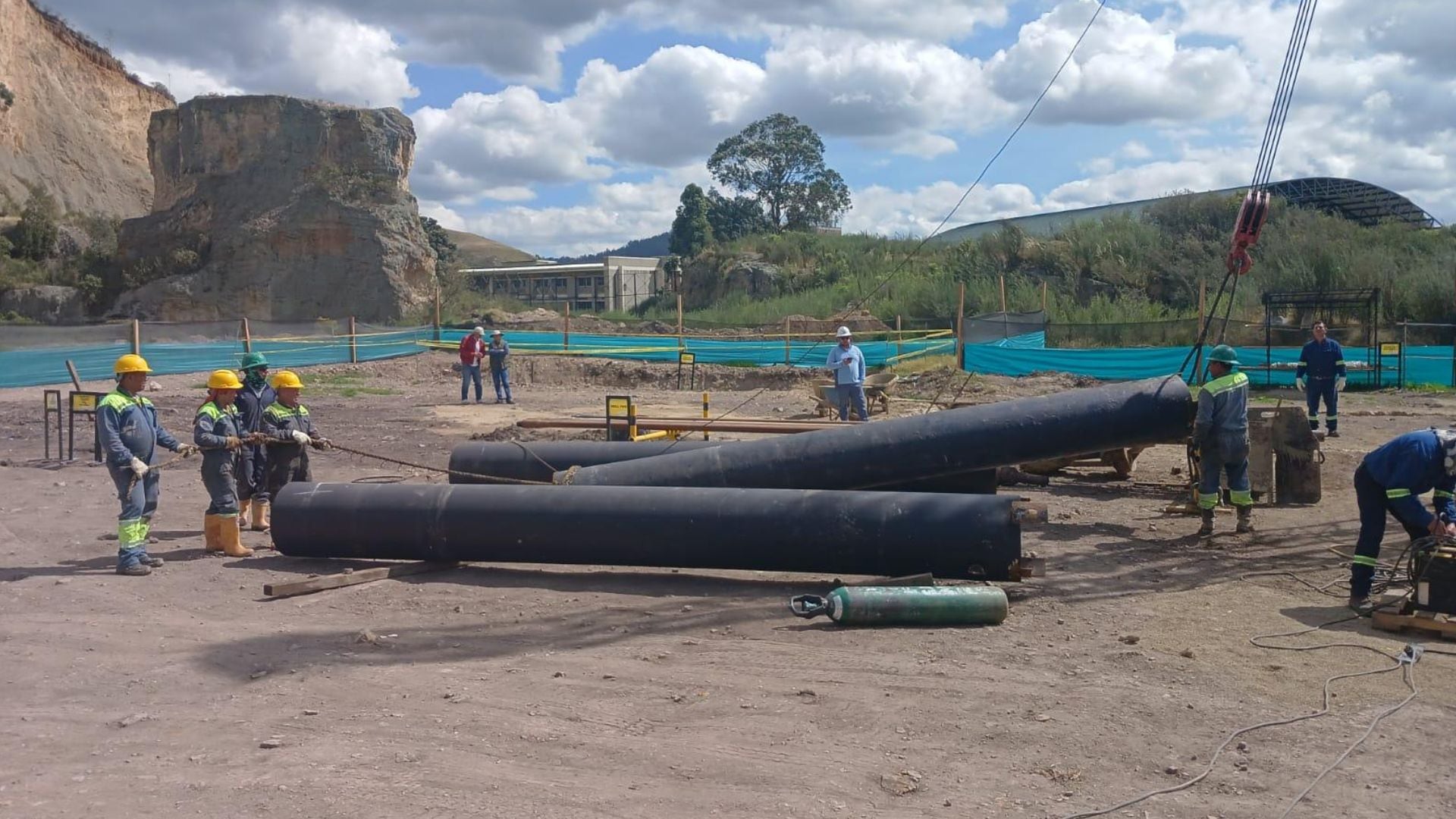 Obras de acueducto y saneamiento avanzan en Facatativá como parte de las medidas para enfrentar el desabastecimiento de agua en el municipio.
