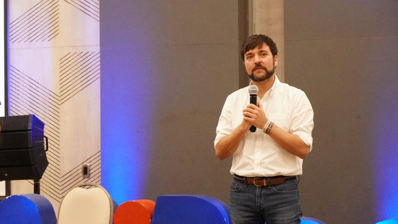 Pumarejo sostiene que la sobretasa a las utilidades al sector hidroeléctrico, que está tramitando el Congreso, debe ser destinada a las regiones más desfavorecidas y con menor infraestructura eléctrica.