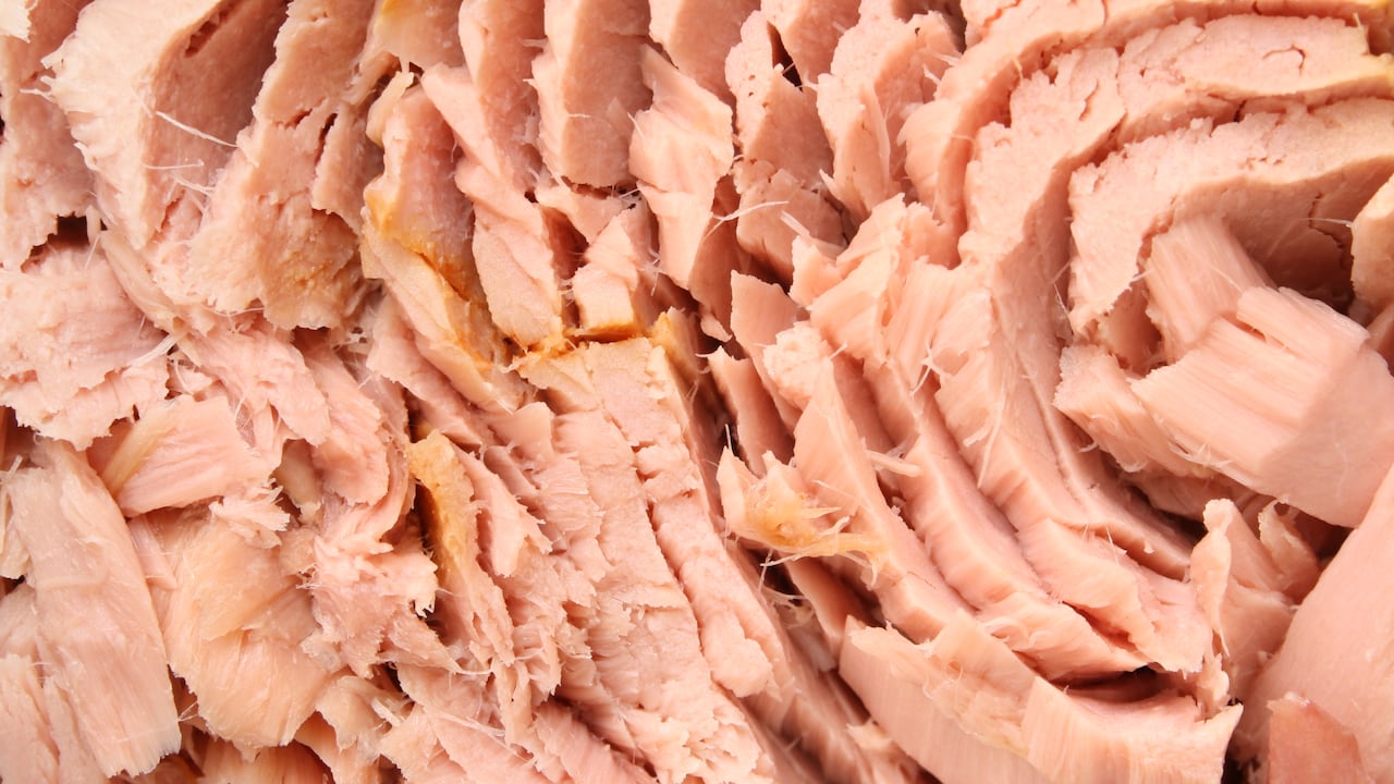 Los pescados se caracterizan por los ácidos grasa-omega 3.