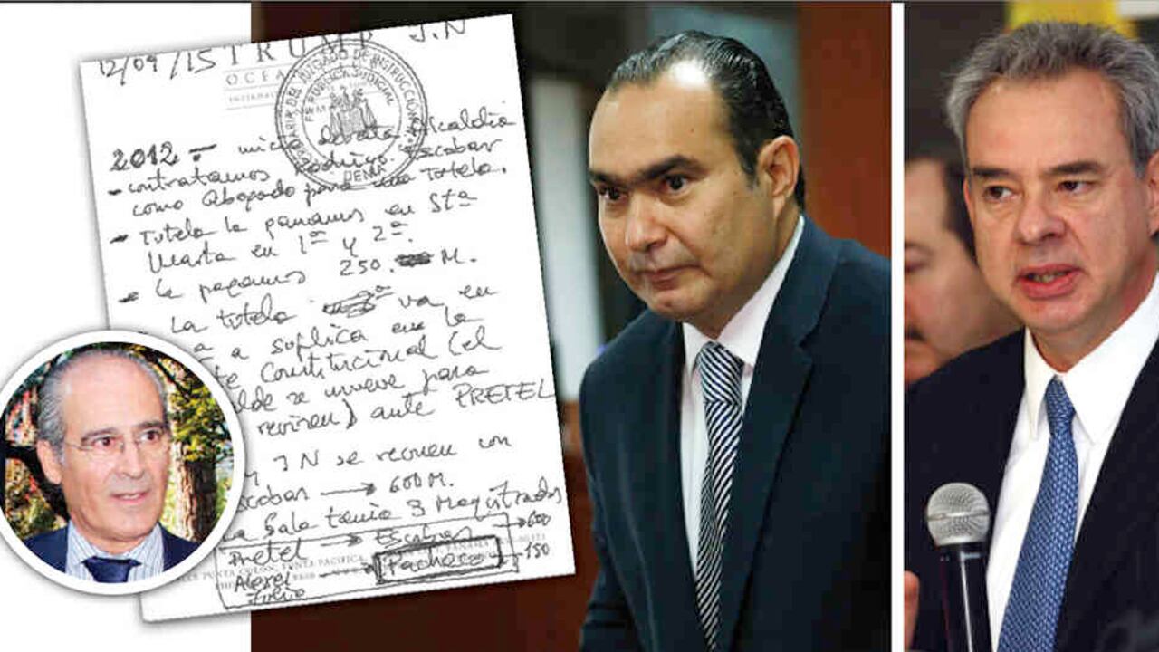 El supuesto pago de 600 millones a Jorge Pretelt (izquierda) se habría hecho a través del también exmagistrado Rodrigo Escobar Gil (arriba). Pretelt niega tajantemente haber recibido dinero.