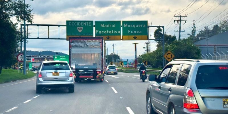 Tenga cuidado: empezaron los cierres en la vía Mosquera-Funza por obras del RegioTram de Occidente