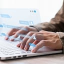 Aunque la inteligencia artificial puede ayudar a encontrar alternativas, Castellanos insistió en la importancia de evaluar sus recomendaciones antes de actuar.