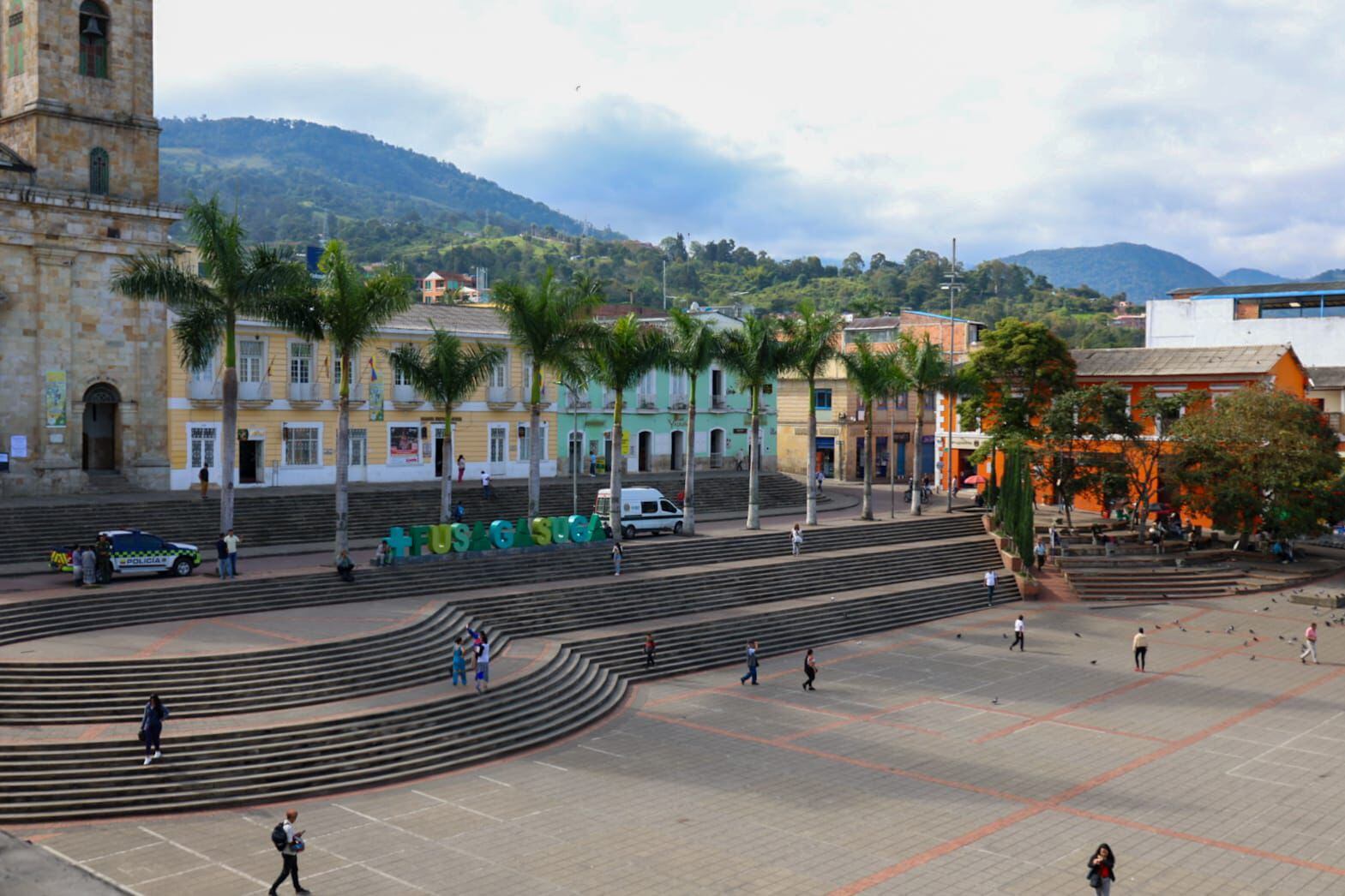 Ingreso de Fusagasugá a la Región Metropolitana