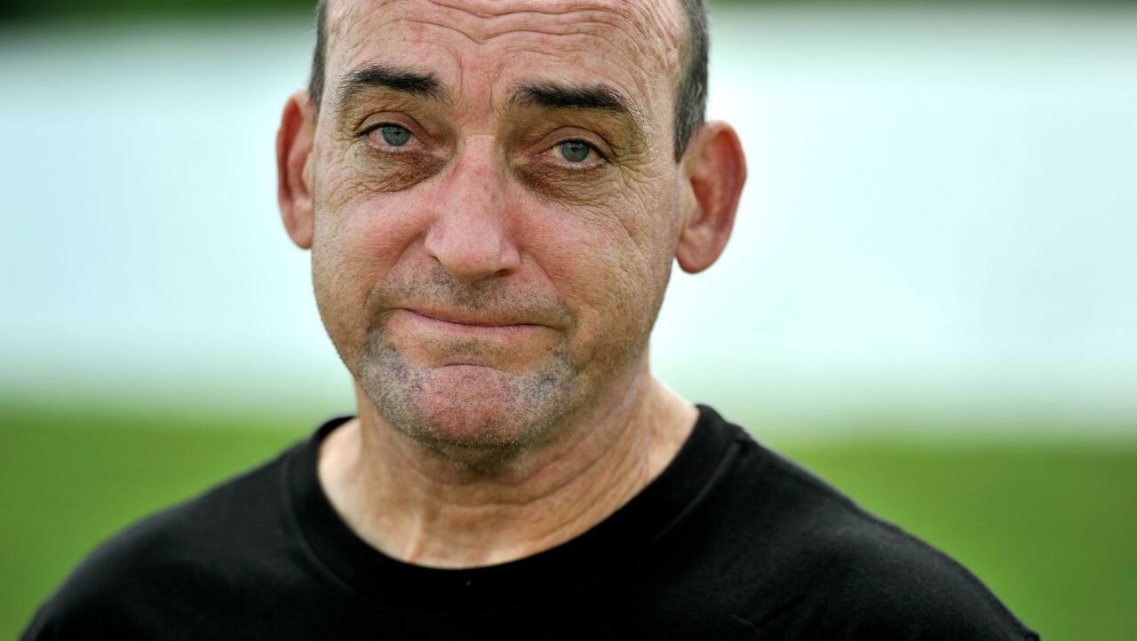 37 años en una prisión de Florida por una violación y un asesinato que no cometió en 1983. Ahora, recibirá 14 millones de dólares de la ciudad de Tampa como compensación por todos esos años perdidos.