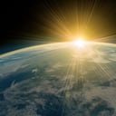 Los astrónomos observaron un estallido de una estrella que se hizo más de 100 veces más brillante en sólo 10 días, antes de desvanecerse rápidamente. Lo mismo ocurrirá con la Tierra.