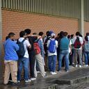 Con miras a cumplir la meta de crear 1000 empleos en Cali, este miércoles, 22 de mayo, se dio inicio a la feria de empleo en la ciudad, la cual, hasta ahora, ha recibido a más de 1200 personas. Fotos Raúl Palacios / El Pais / 22 de Mayo 22 del 2023 Cali.