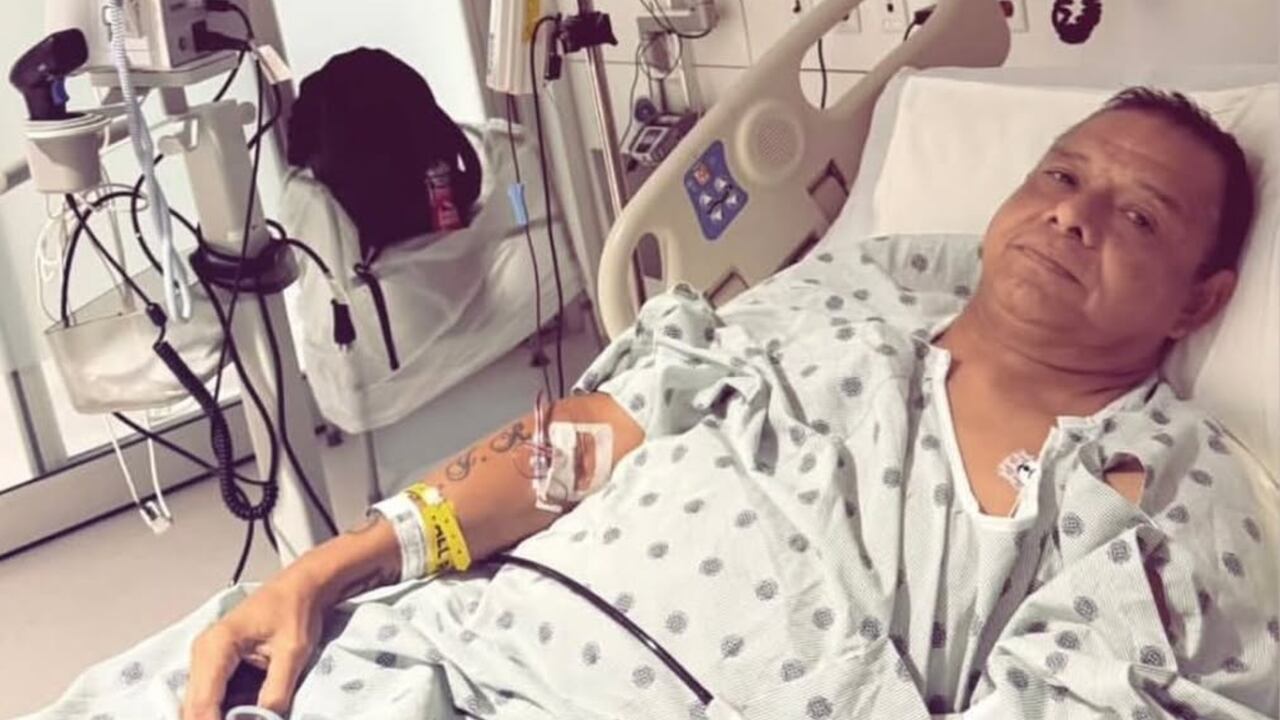 Iván René Valenciano permanece hospitalizado en Miami.