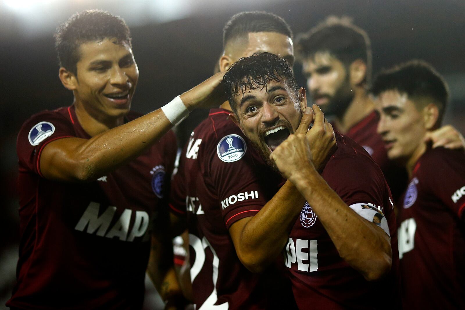 Lautaro Acosta, jugador de Lanús de Argentina.