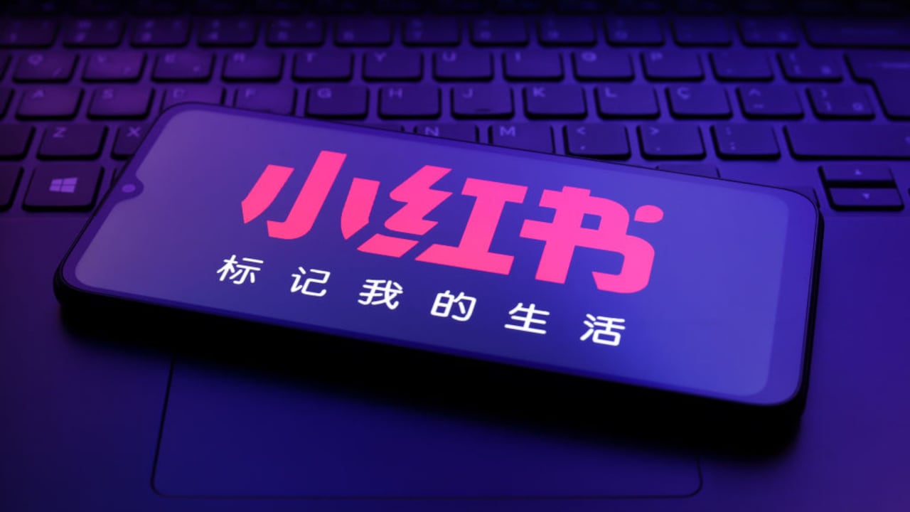 RedNote se posiciona como una de las aplicaciones de más rápido crecimiento en Estados Unidos, superando a TikTok.