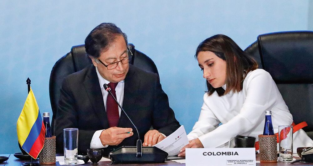   El presidente Gustavo Petro depositó toda la confianza en Sarabia, quien manejó su agenda nacional e internacional. Era la única persona que conocía realmente los pasos del mandatario. 