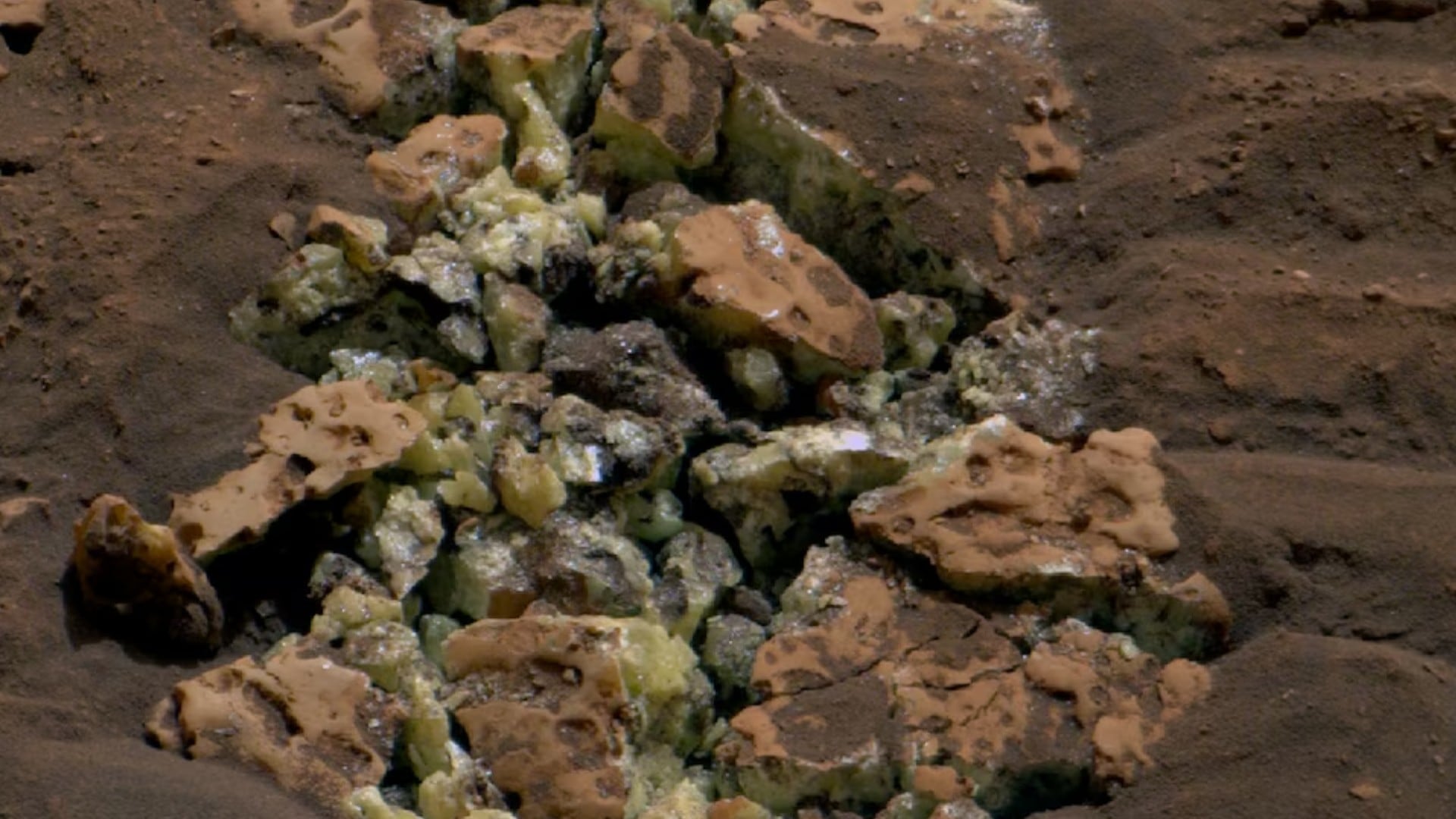 Descubrimiento de azufre elemental en el Monte Sharp, que moldearon el planeta rojo.