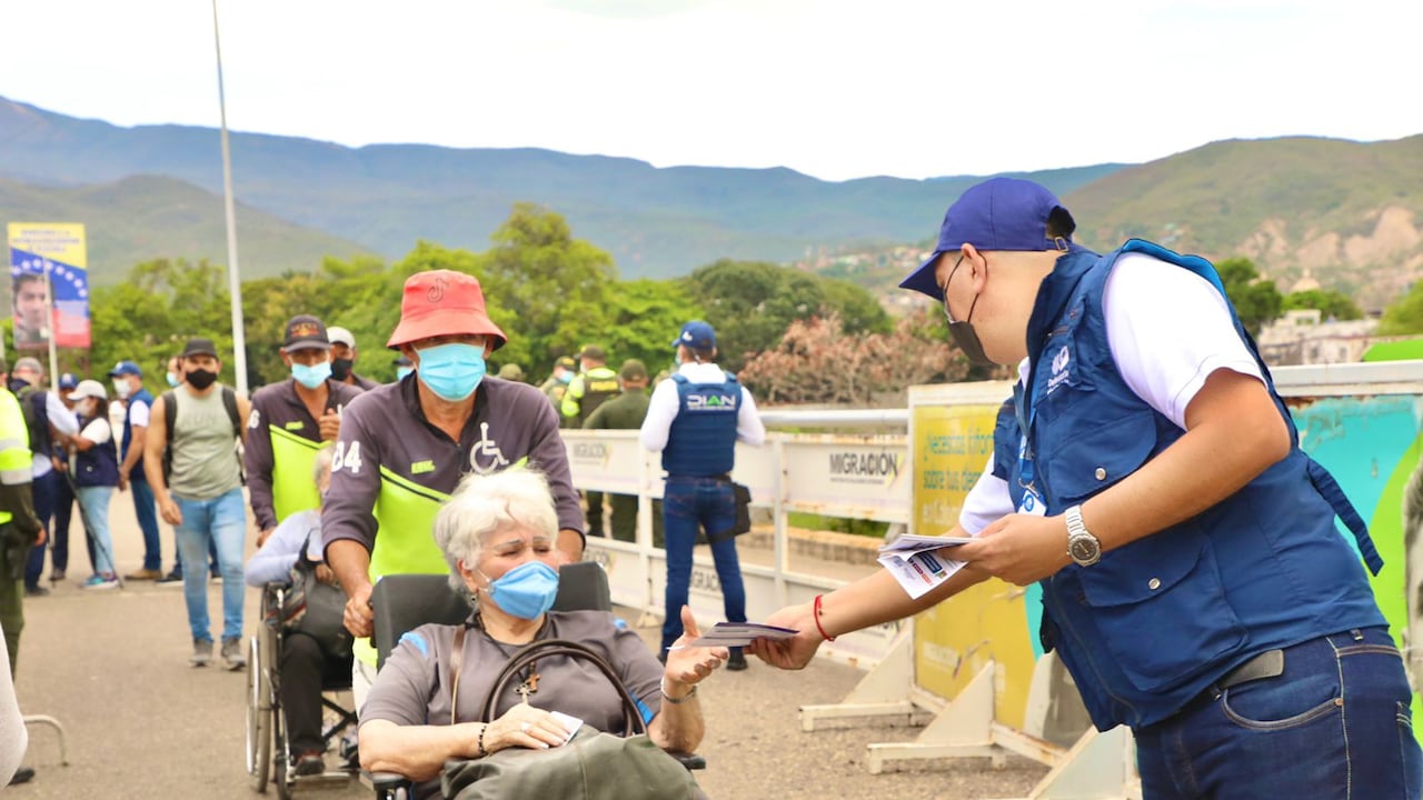 En la actualidad, en la frontera Colombia-Venezuela solo se permite el paso peatonal.