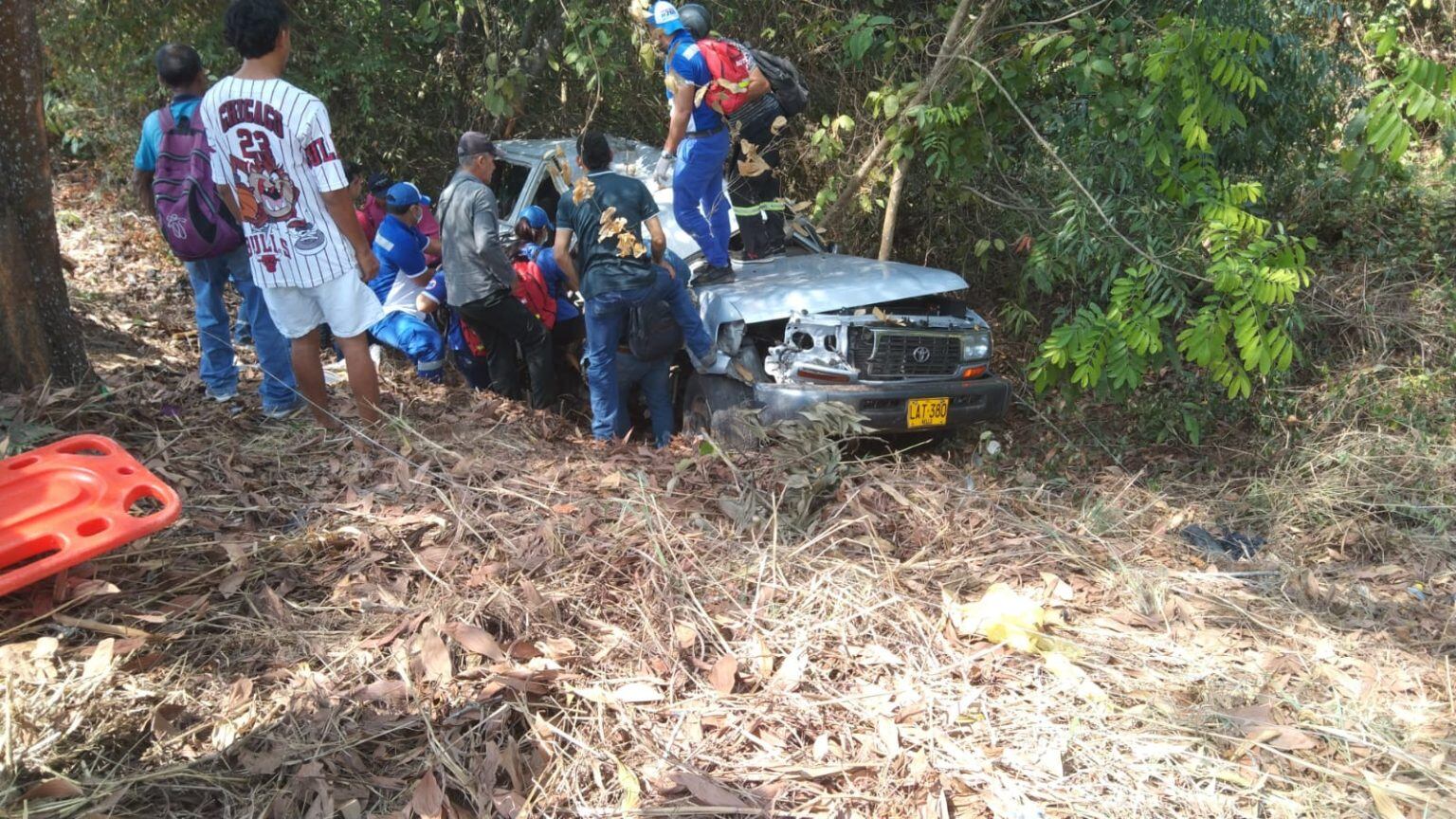 El conductor, esposo de la víctima, trató de atentar contra su vida tras el accidente.