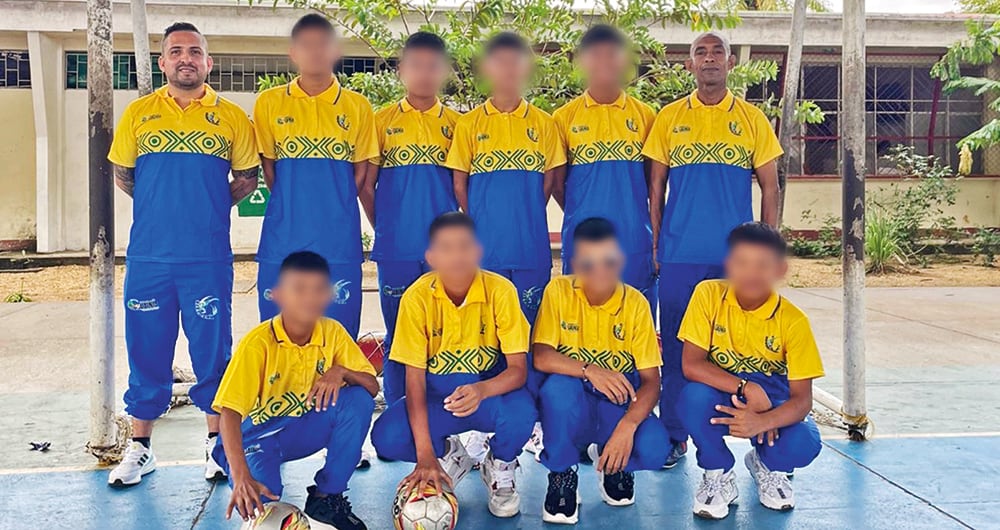 Los atletas, que con constancia y disciplina se ganaron el derecho a participar, son estudiantes de entre 12 y 17 años de las categorías prejuvenil y juvenil, en las ramas masculina y femenina.