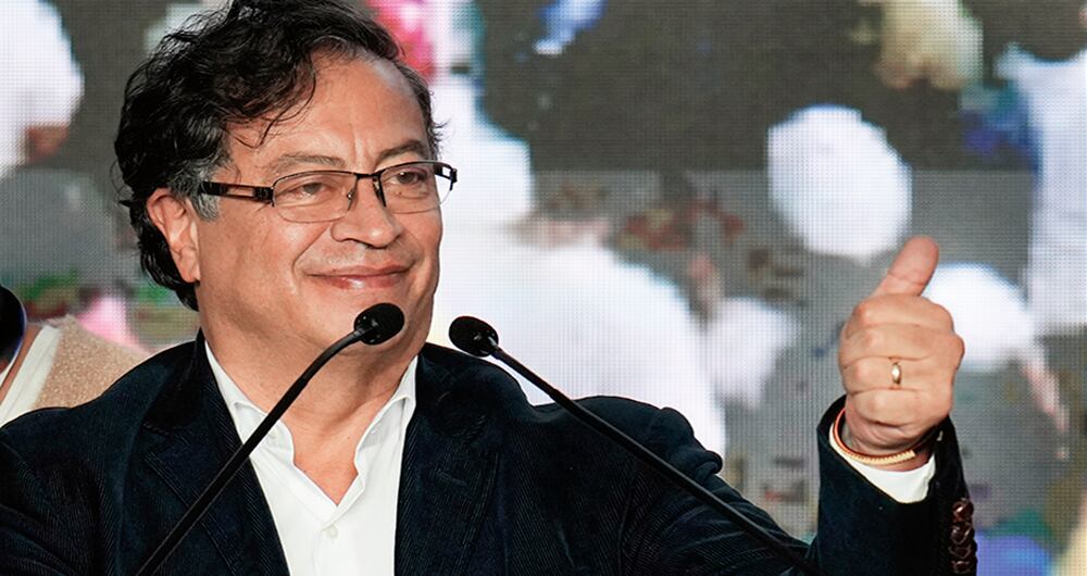     Gustavo Petro afirmó “que la corrupción no se combate con frases de Tik Tok”, una red social que Rodolfo Hernández ha venido conquistando.
