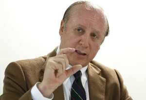 Mario Huertas, constructor.