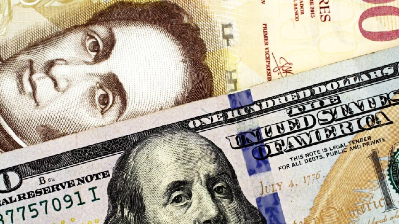 Algunos comerciantes venezolanos han visto reducidas sus ventas.