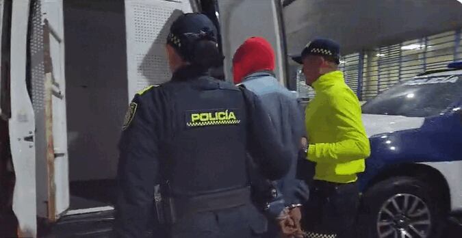 La investigación revela que el incendio que consumió la vivienda y cobró vidas fue provocado deliberadamente por el capturado.