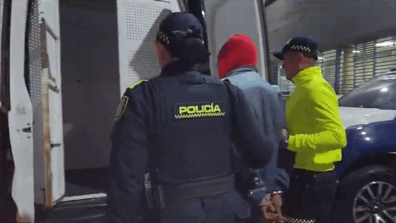 La investigación revela que el incendio que consumió la vivienda y cobró vidas fue provocado deliberadamente por el capturado.