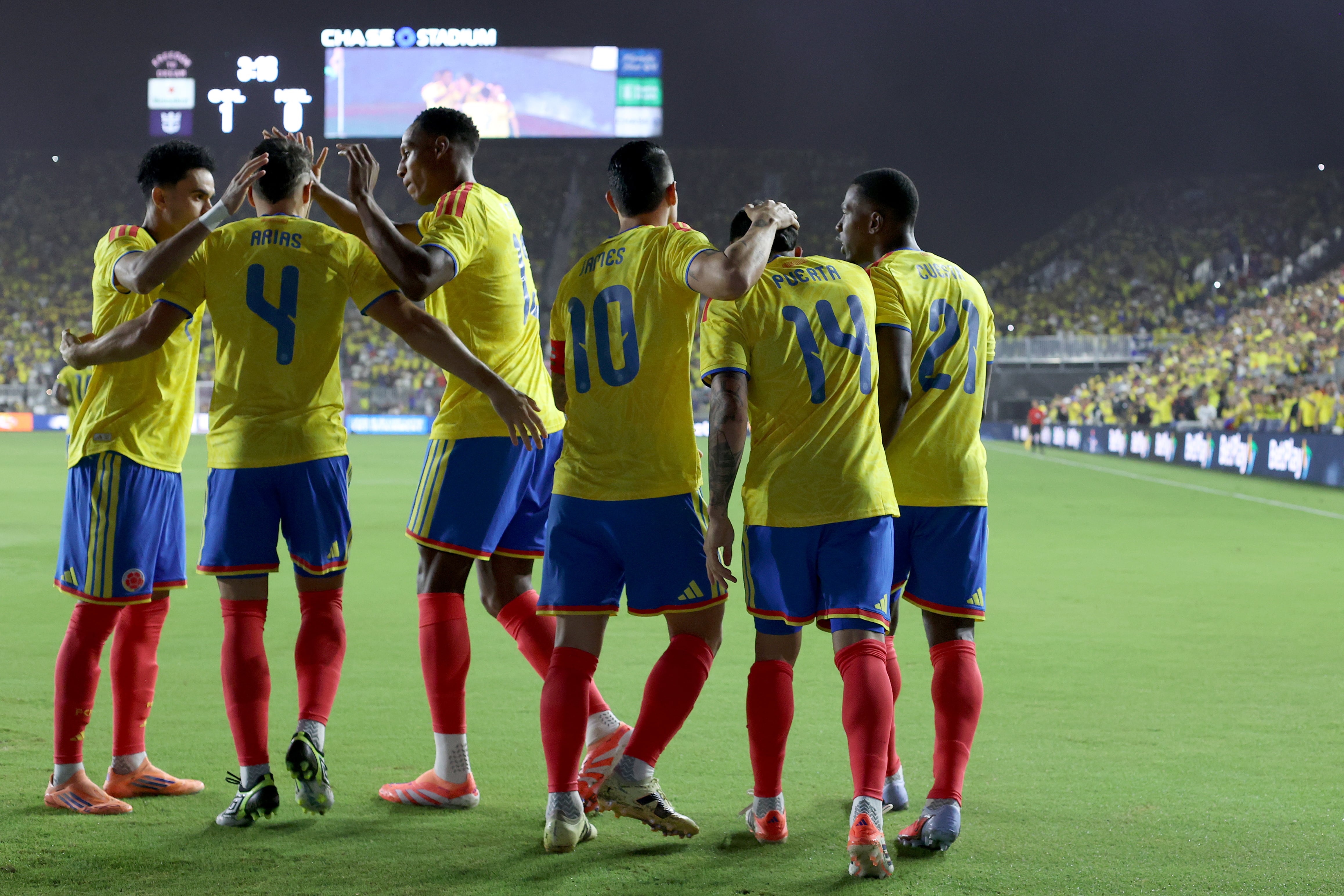FORT LAUDERDALE, FLORIDA - NOVEMBER 15: Gustavo Puerta #14 of Colombia celebrates after scoring the team's first goal during the International Friendly match between Colombia and New Zealand at Chase Stadium on November 15, 2025 in Fort Lauderdale, Florida. (Photo by Leonardo Fernandez/Getty Images)