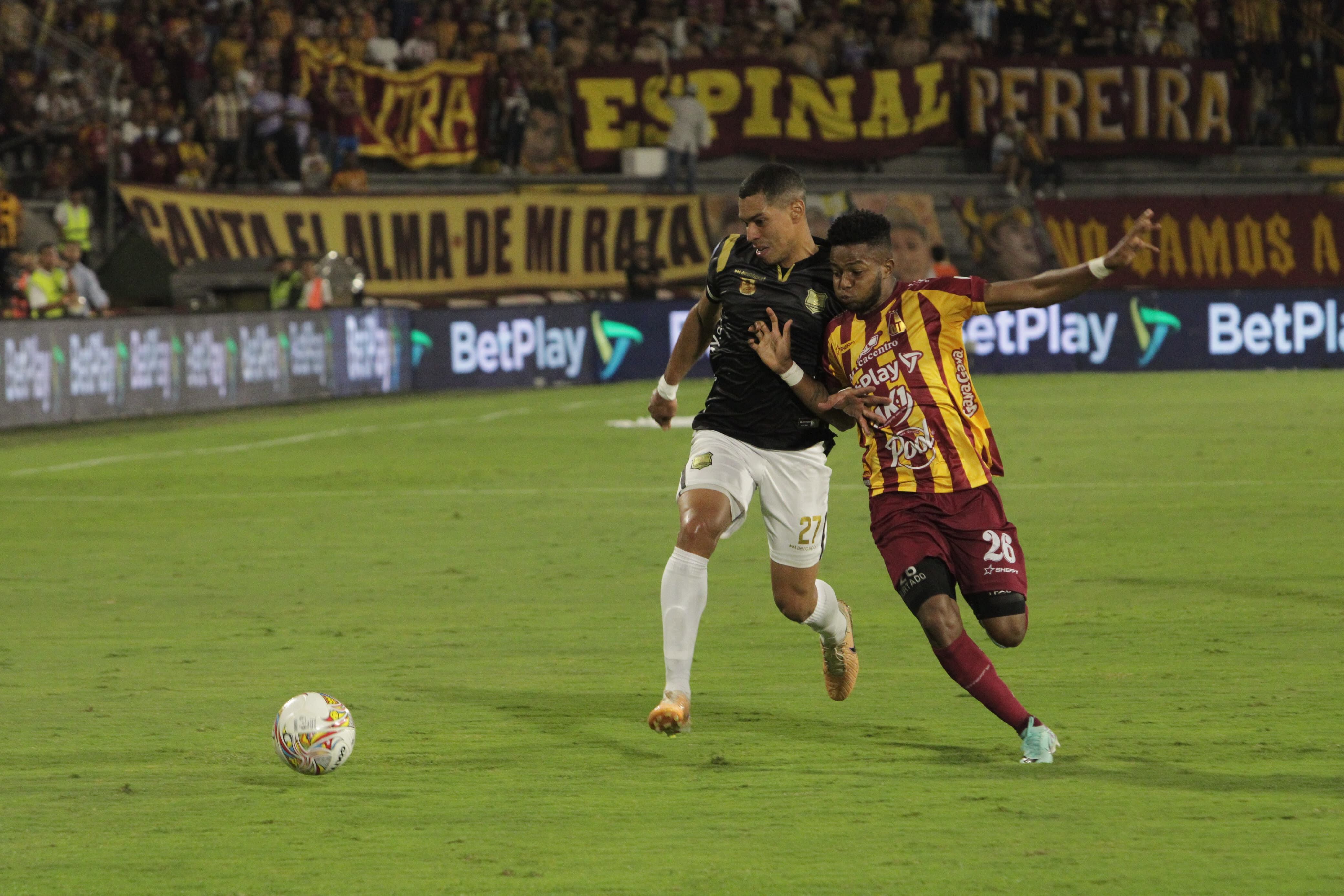 Imagen del partido entre Deportes Tolima y Águilas Doradas por la quinta fecha de los cuadrangulares semifinales de la Liga colombiana 2023.