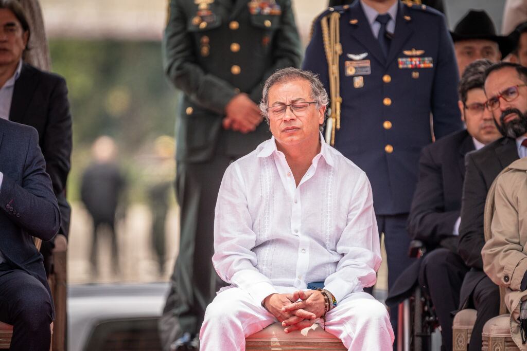 El presidente de Colombia, Gustavo Petro, durante el desfile militar del 20 de julio, en Bogotá (Foto de Diego Cuevas/Getty Images).