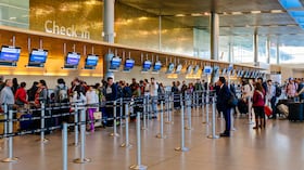 El turismo generó alrededor de 10.000 millones de dólares en 2024, un indicativo de que es necesario seguir fortaleciendo este sector, iniciando por el transporte aéreo.
