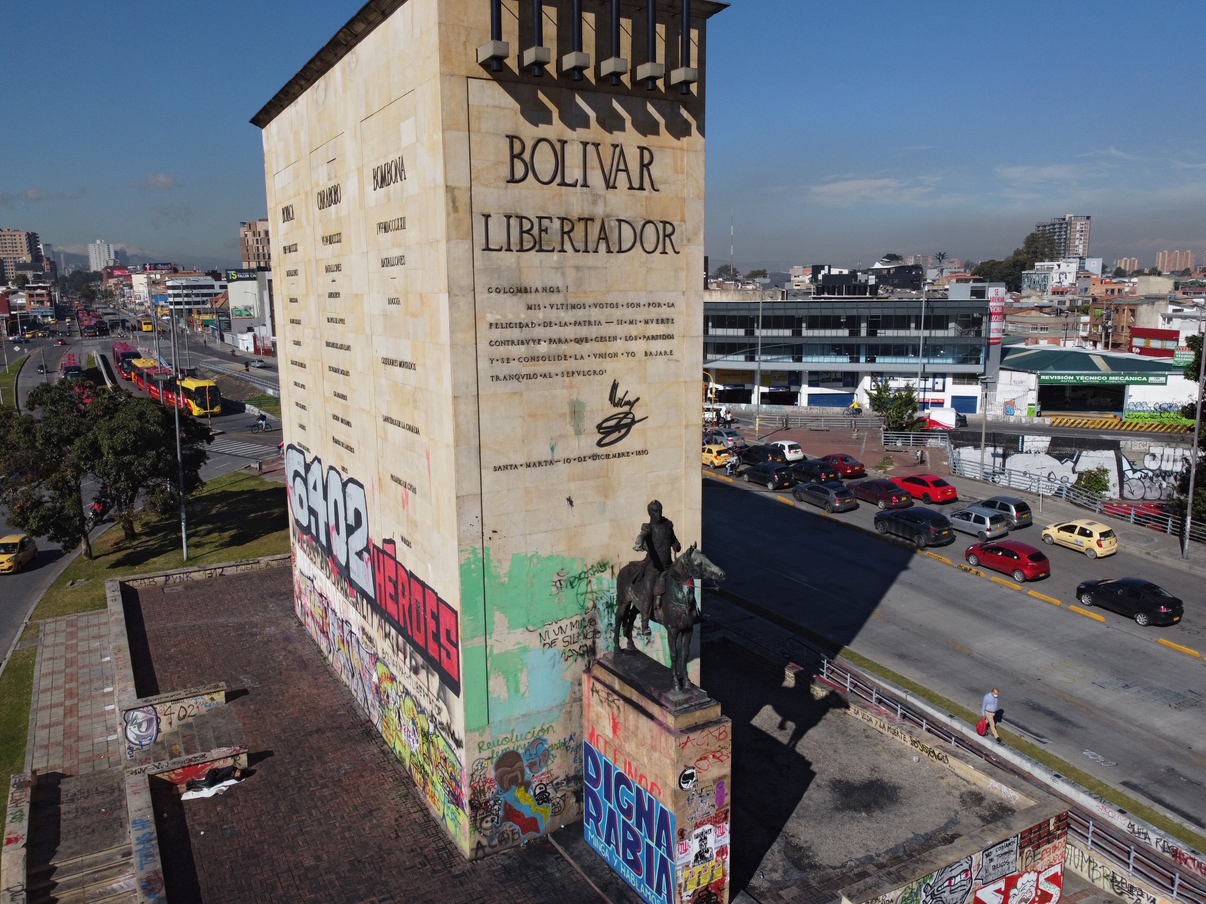 Monumento a Los Héroes  después de 22 días de Paro Nacional
Bogotá mayo 19 del 2021
Foto Guillermo Torres Reina / Semana