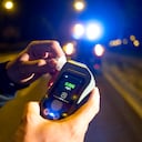 Es obligatorio practicarse la prueba de alcoholemia cuando el agente lo pide.