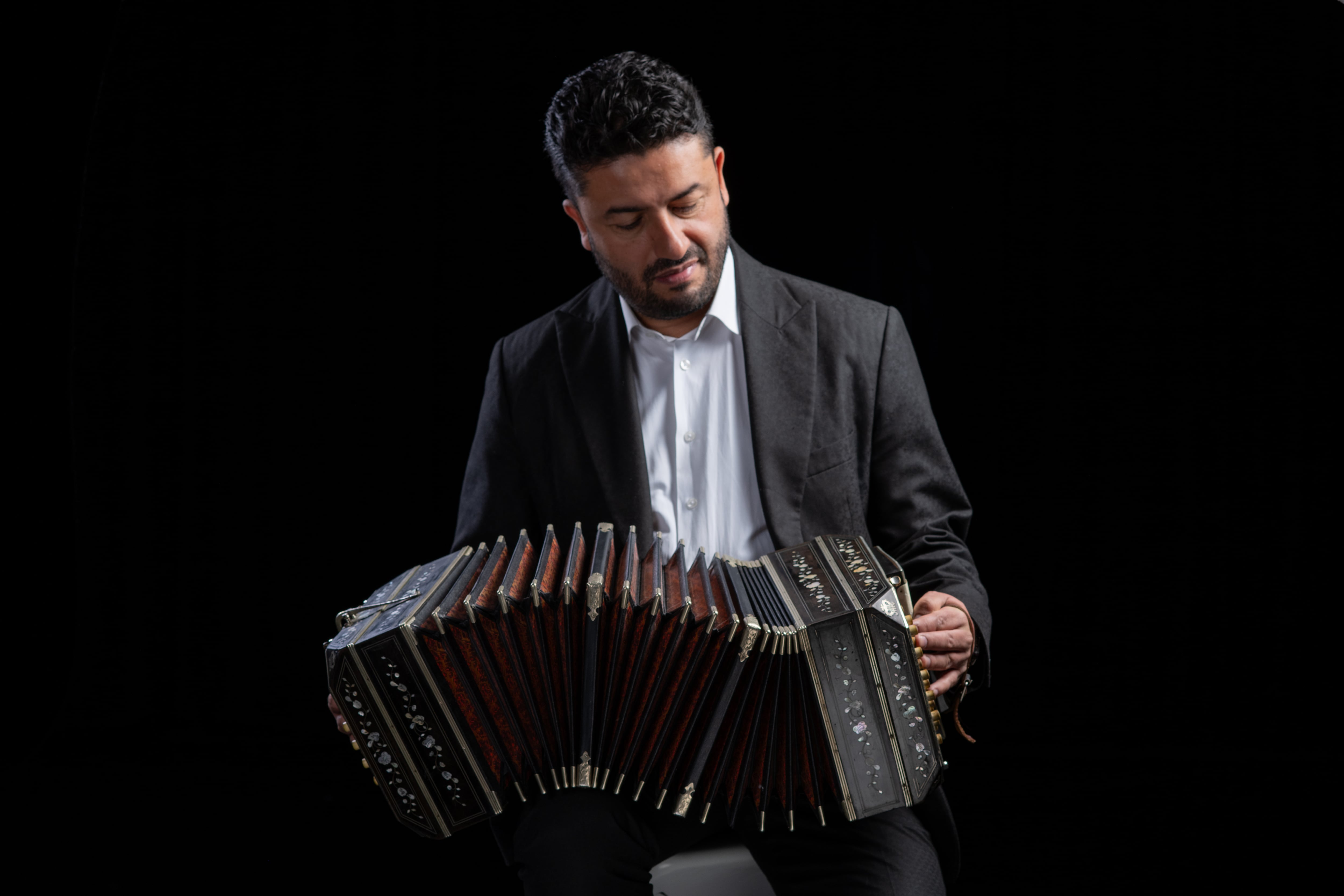 'Q- Artango' es el nuevo disco del Cuarteto Q-Arte y Giovanni Parra. Foto: Carlos Lema.