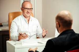 Para este año en Estados Unidos se estima que se diagnosticarán alrededor de 288.300 casos nuevos, con aproximadamente 34.700 muertes por cáncer de próstata.