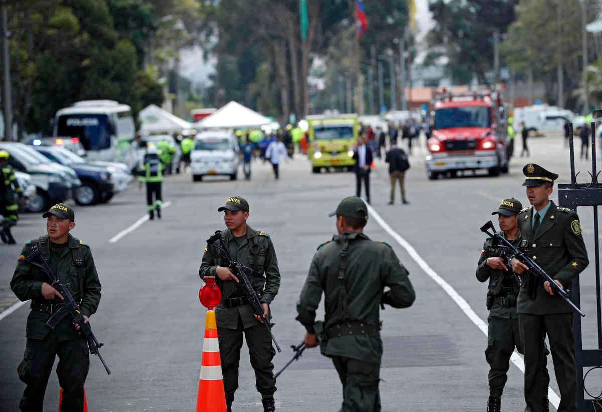 De acuerdo a los explosivistas de la Fiscalía, 80 kilos de este material fueron cargados en la camioneta bomba. foto: León Darío Peláez/Semana