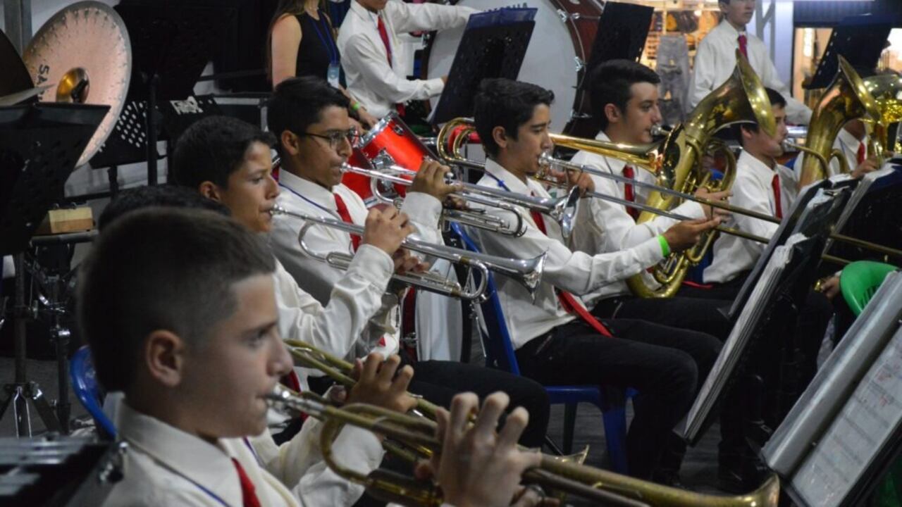 Las inversiones se han hecho en instrumentos musicales para los jóvenes de Caldas.