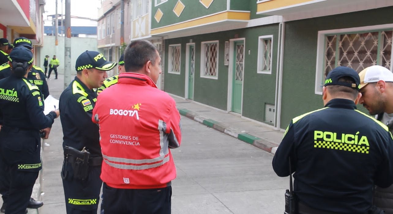 Secretario de Seguridad, Óscar Gómez Heredia, estuvo en el lugar donde ocurrió esta masacre.