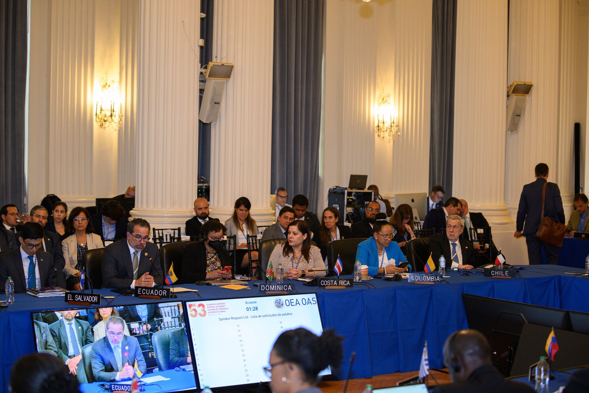 Desde Washington, el canciller habló del canje de deuda por naturaleza