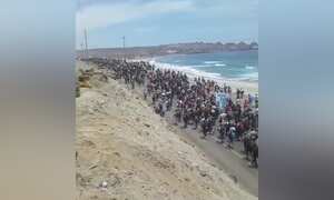 Elevado número de mineros de Arequipa se dirige a Lima potestas por destitución de Pedro Castillo