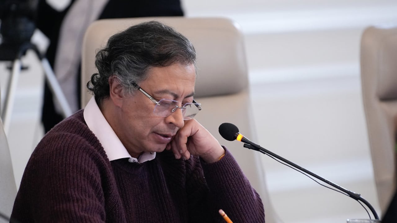 Dentro del mensaje afirmó que la ciudadanía era quien elegía