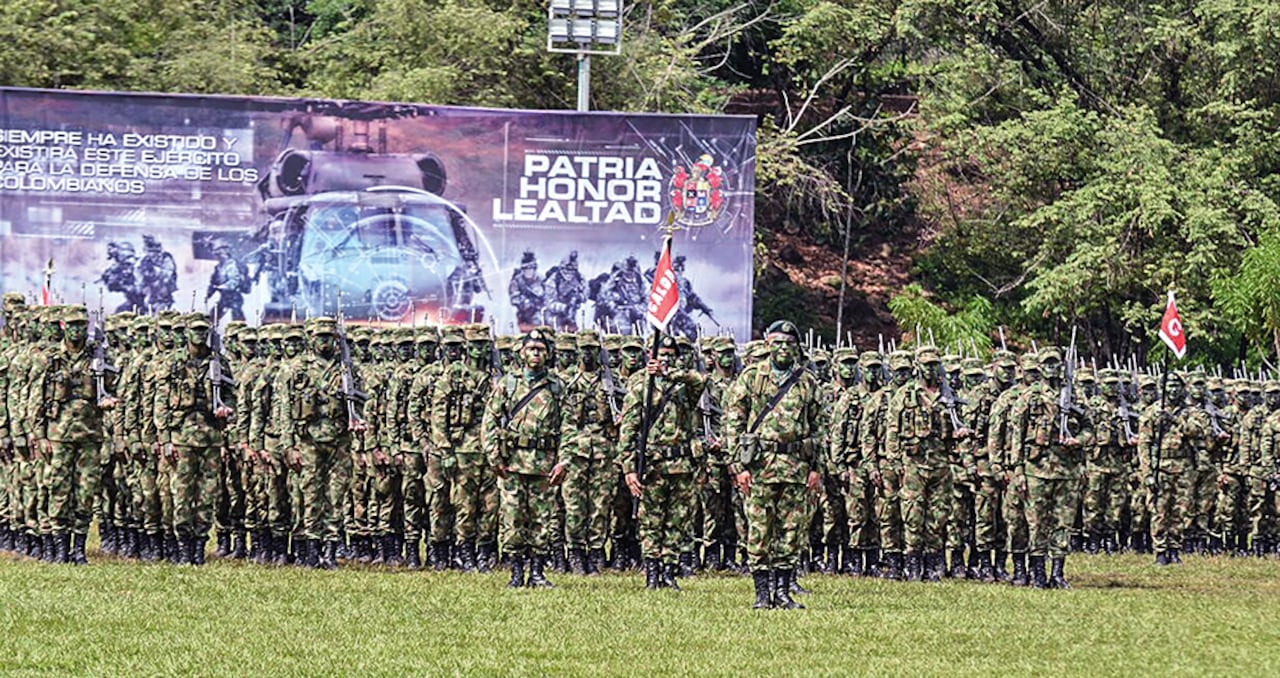 SEMANA recorrió diversos puntos averiguando por los productos que requería el Ejército y encontró varios precios muy por debajo de lo que fue facturado.