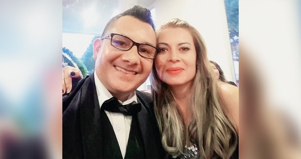 Alexánder Orjuela y su esposa.