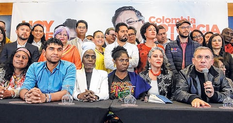 Algunos líderes del Pacto Histórico piensan que lo mejor es que cada uno se vaya por su lado. Otros proponen unificar los partidos.