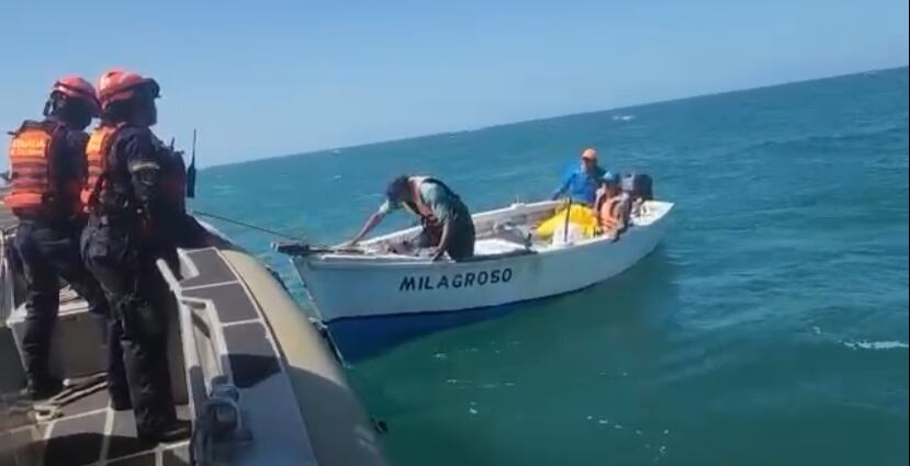 Pescadores rescatados.