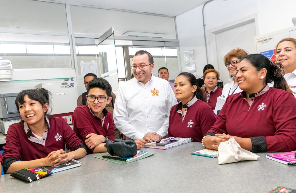 Para el director del SENA, Carlos Mario Estrada Molina, en estos cuatro años se hizo una inversión aproximada de 175.000 millones de pesos en la modernización tecnológica de los centros de formación y las sedes administrativas a nivel nacional.